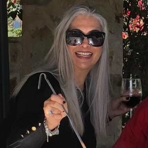 Meet your Posher, Diana